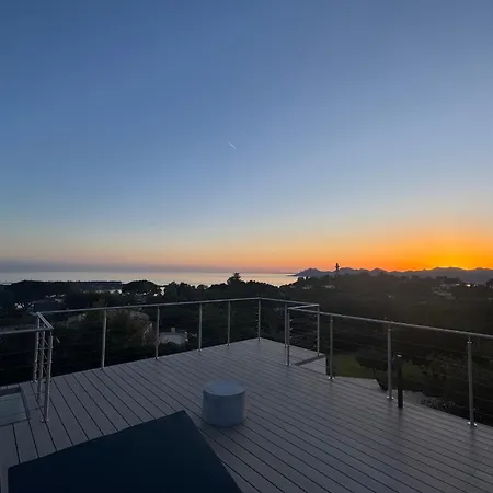 Beautiful 5 Bedroom With Sea View & Pool Villa