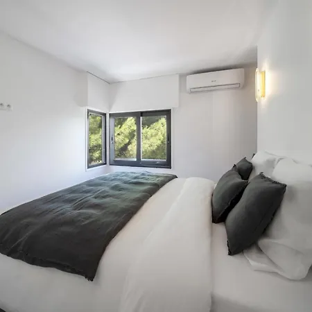 Villa Beautiful 5 Bedroom With Sea View & Pool